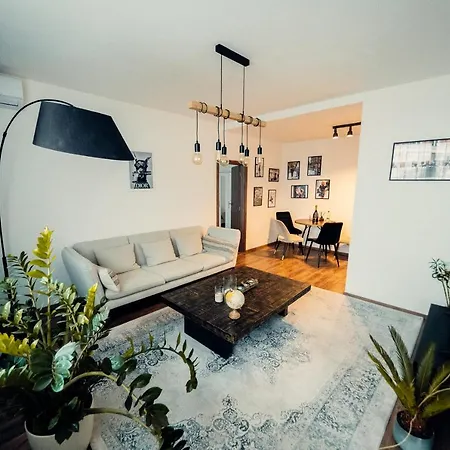 Tiffany Apartamento *