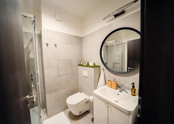 Tiffany 布拉迪斯拉发